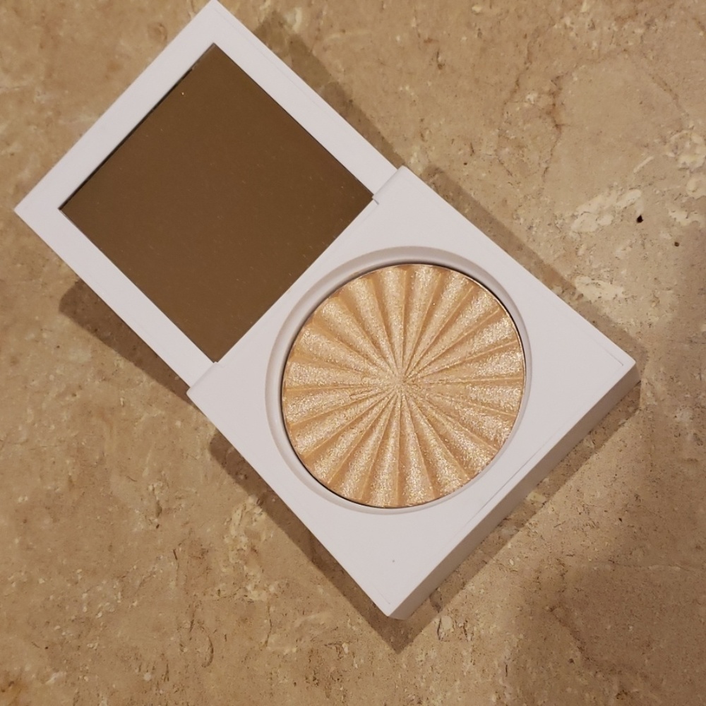 OFRA highlighter